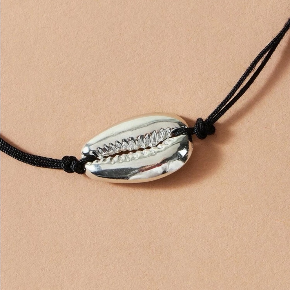 • Aspen • Simple Shell Choker - Picture 3 of 4